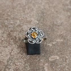 Anillo de Plata con Ámbar