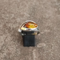 Anillo de Plata con Ámbar