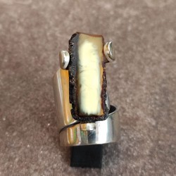 Anillo de Plata con Ámbar