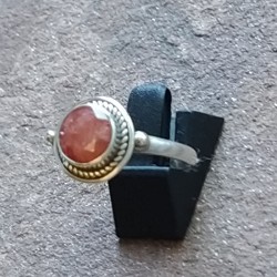 Anillo de Plata con Rubí...