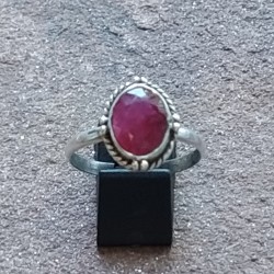 Anillo de Plata con Rubí...