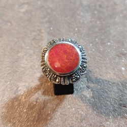Anillo de Plata con Coral