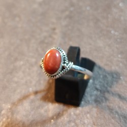 Anillo de Plata con Coral
