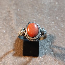 Anillo de Plata con Coral