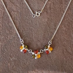 Collar de Plata con Ámbar