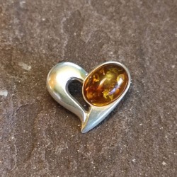 Broche de Plata con Ámbar