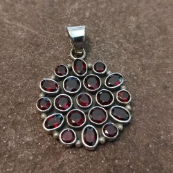 Colgante de Plata con Granate