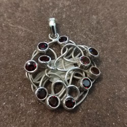 Colgante de Plata con Granate