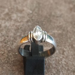 Anillo de Plata con Circonitas